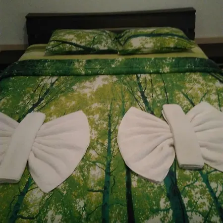 Club Floral Hills Vila *