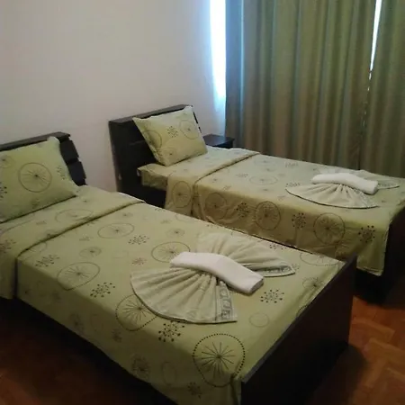 Vila Club Floral Hills